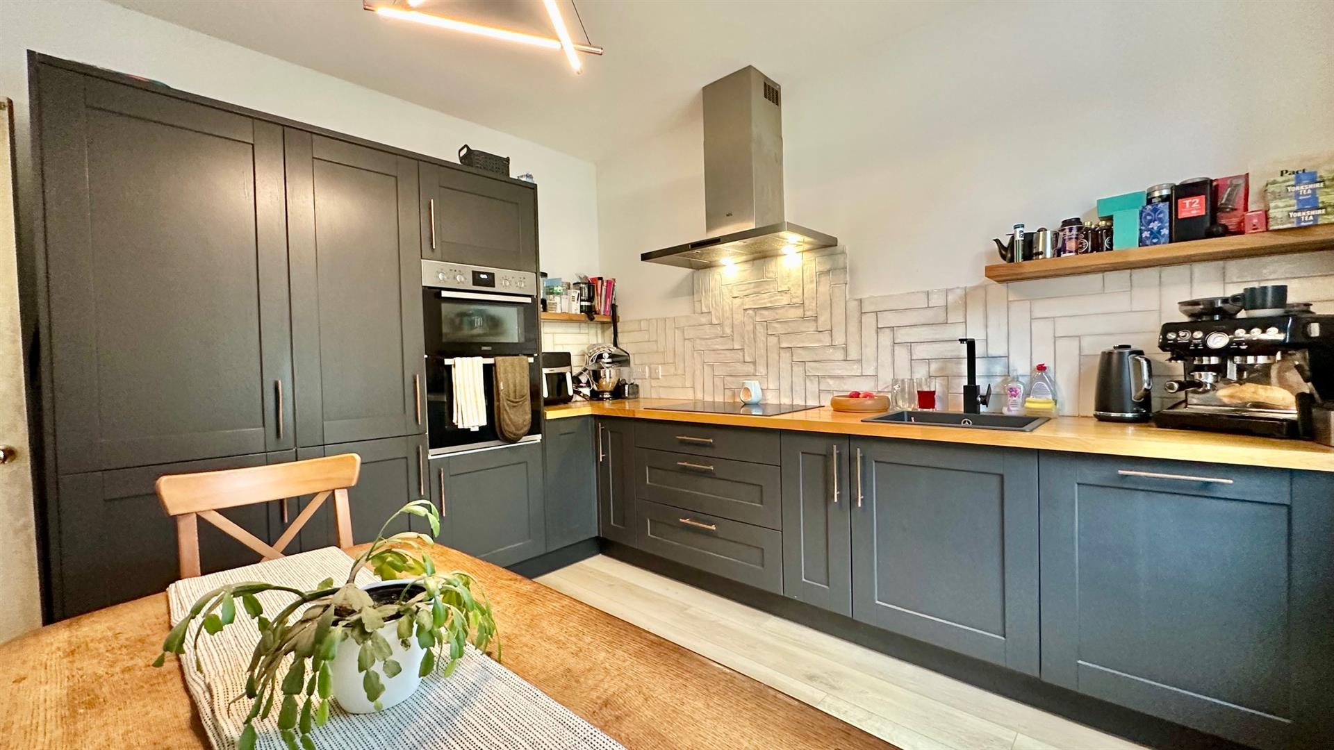 3 bed property in St. Helens Road, Hastings